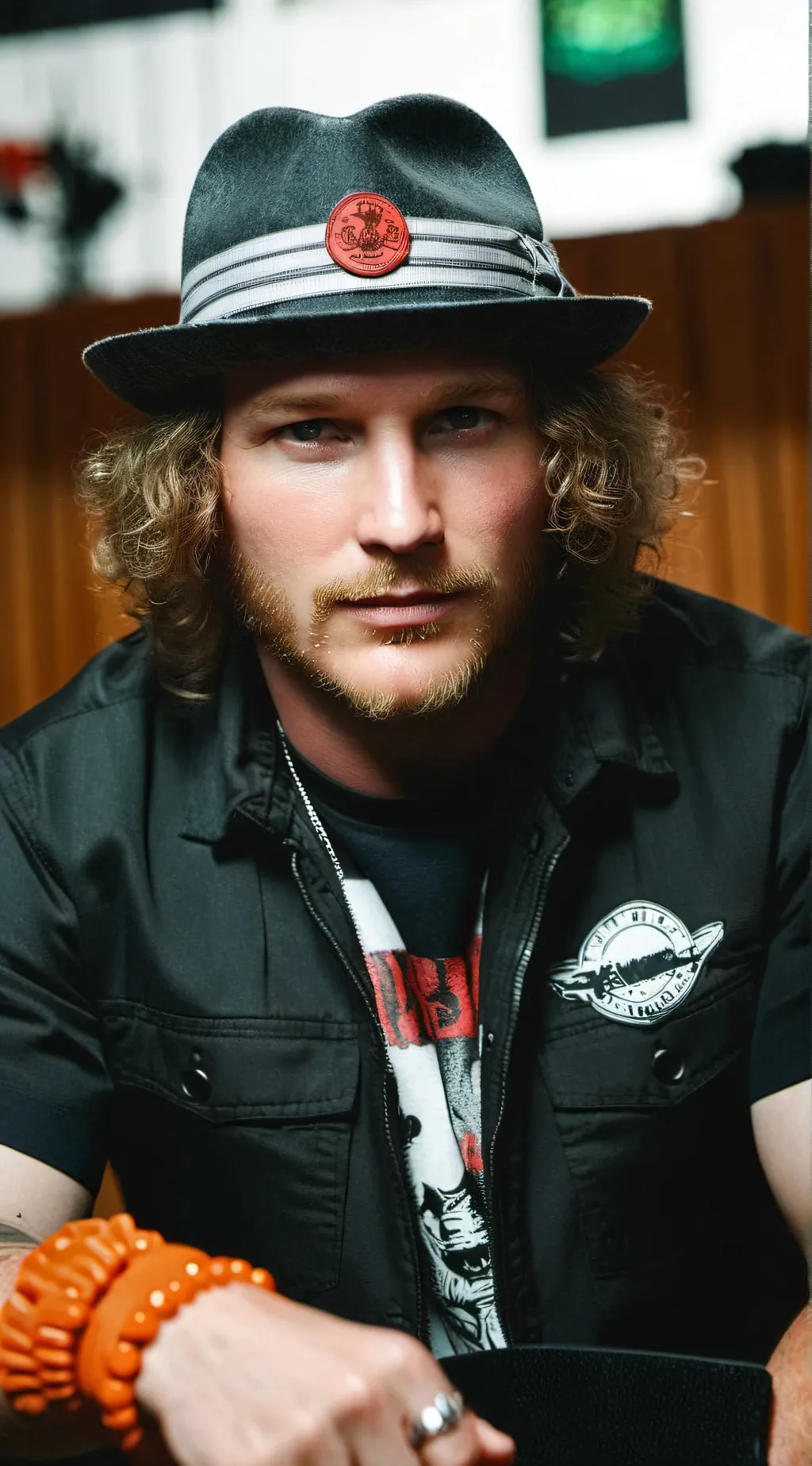 ai character: Corey Taylor  background