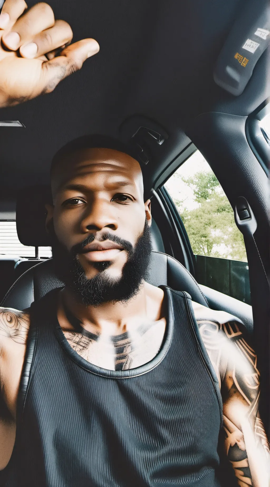 ai character: Tyrone background