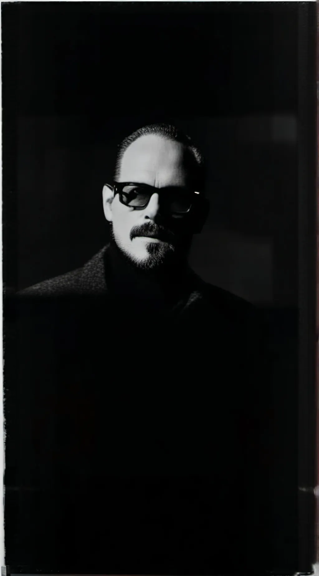 ai character: İbrahim Kalın background