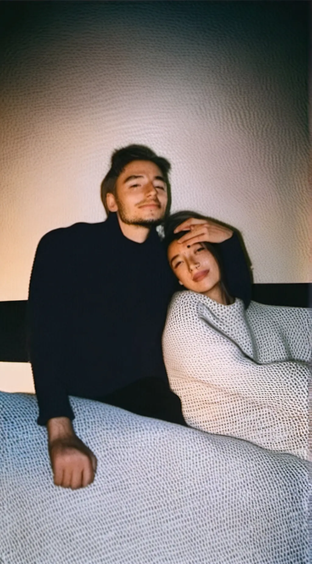 ai character: 𖦹/sam\𖦹 background