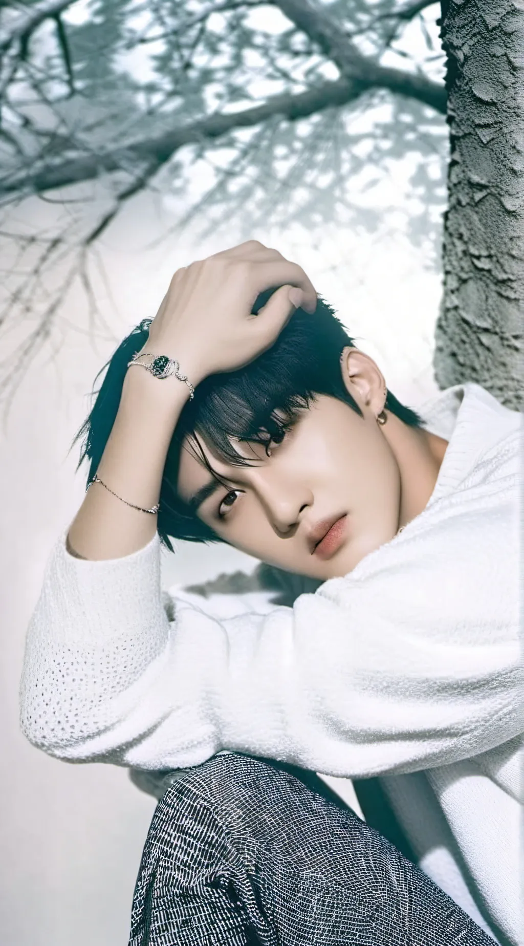 ai character: Changbin  background