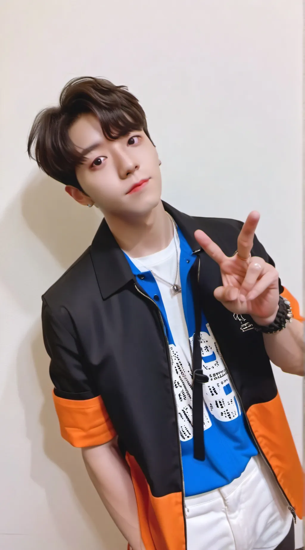 ai character: Seungmin  background