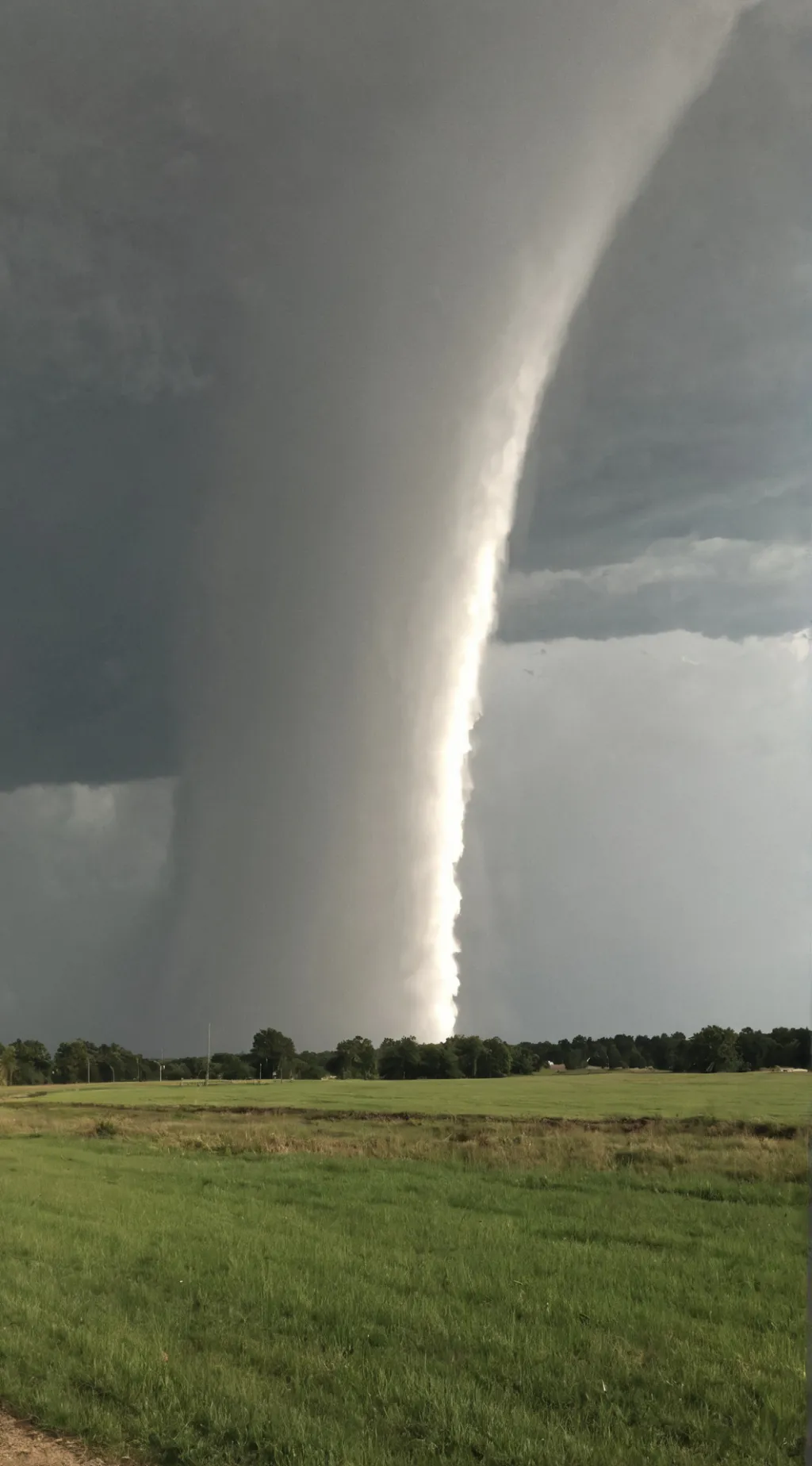 ai character: Storm chasing background