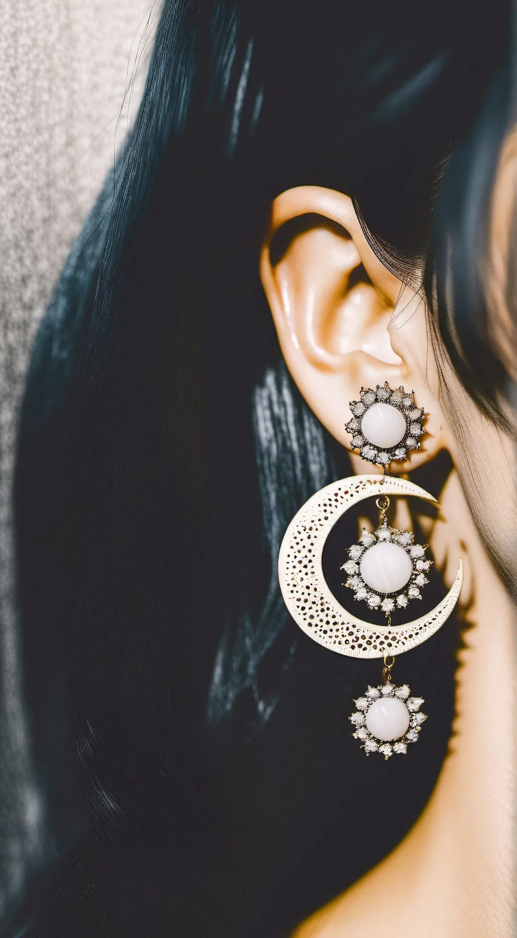 ai character: los aretes de Luna background