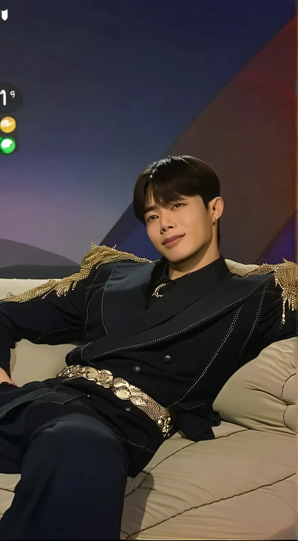 ai character: Derk background