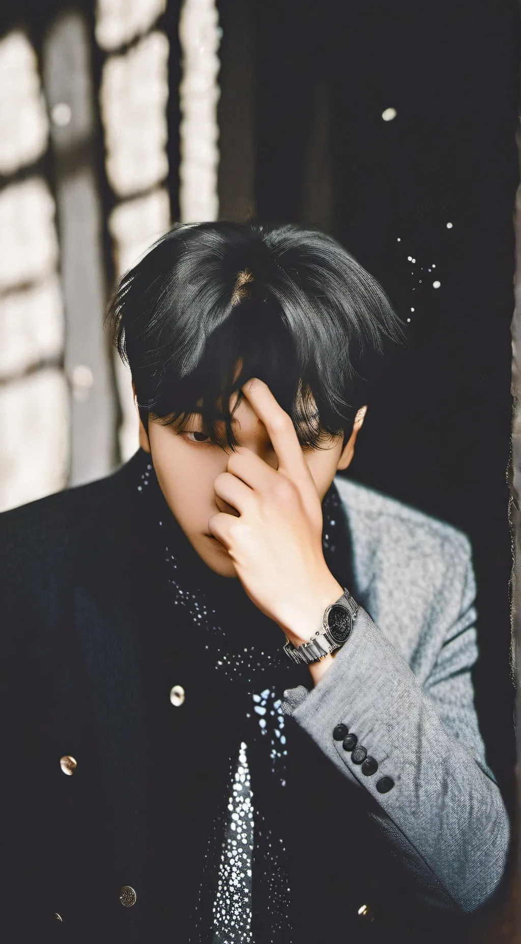 ai character: Enhypen 🇰🇷  background