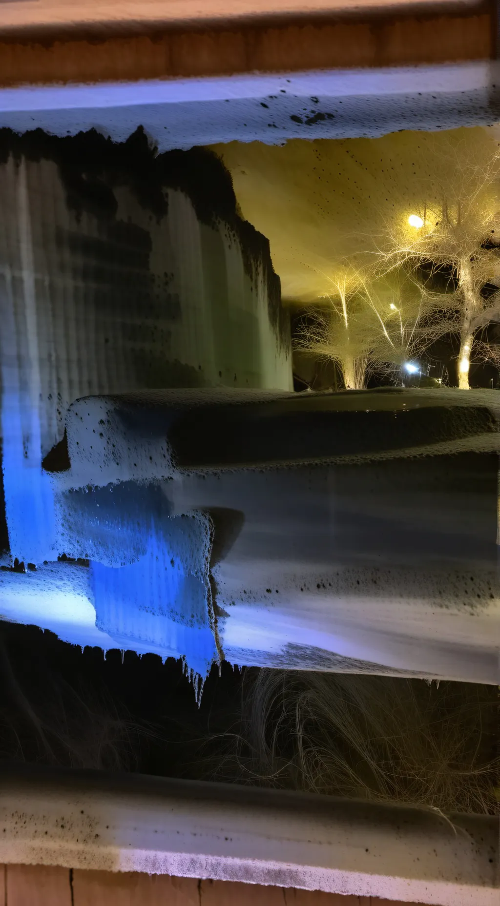 ai character: Skz (alone) background