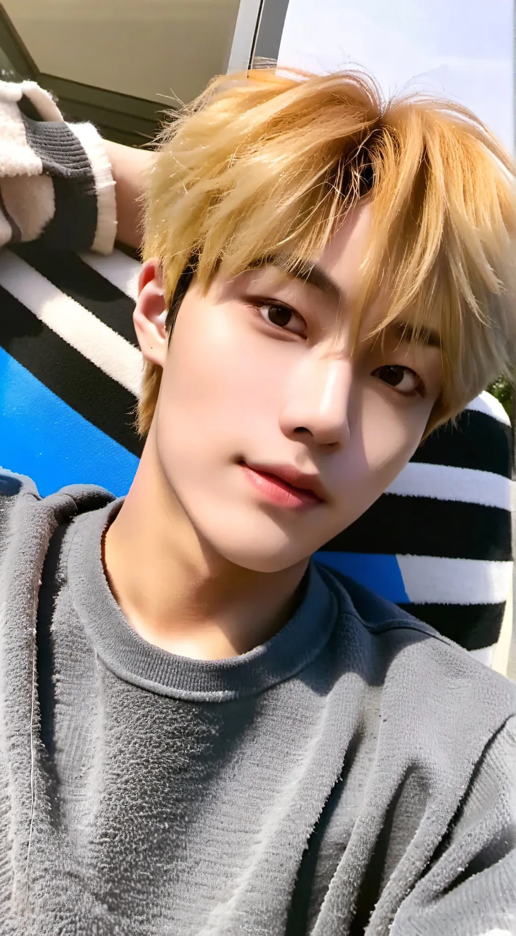 ai character: Junghoo background