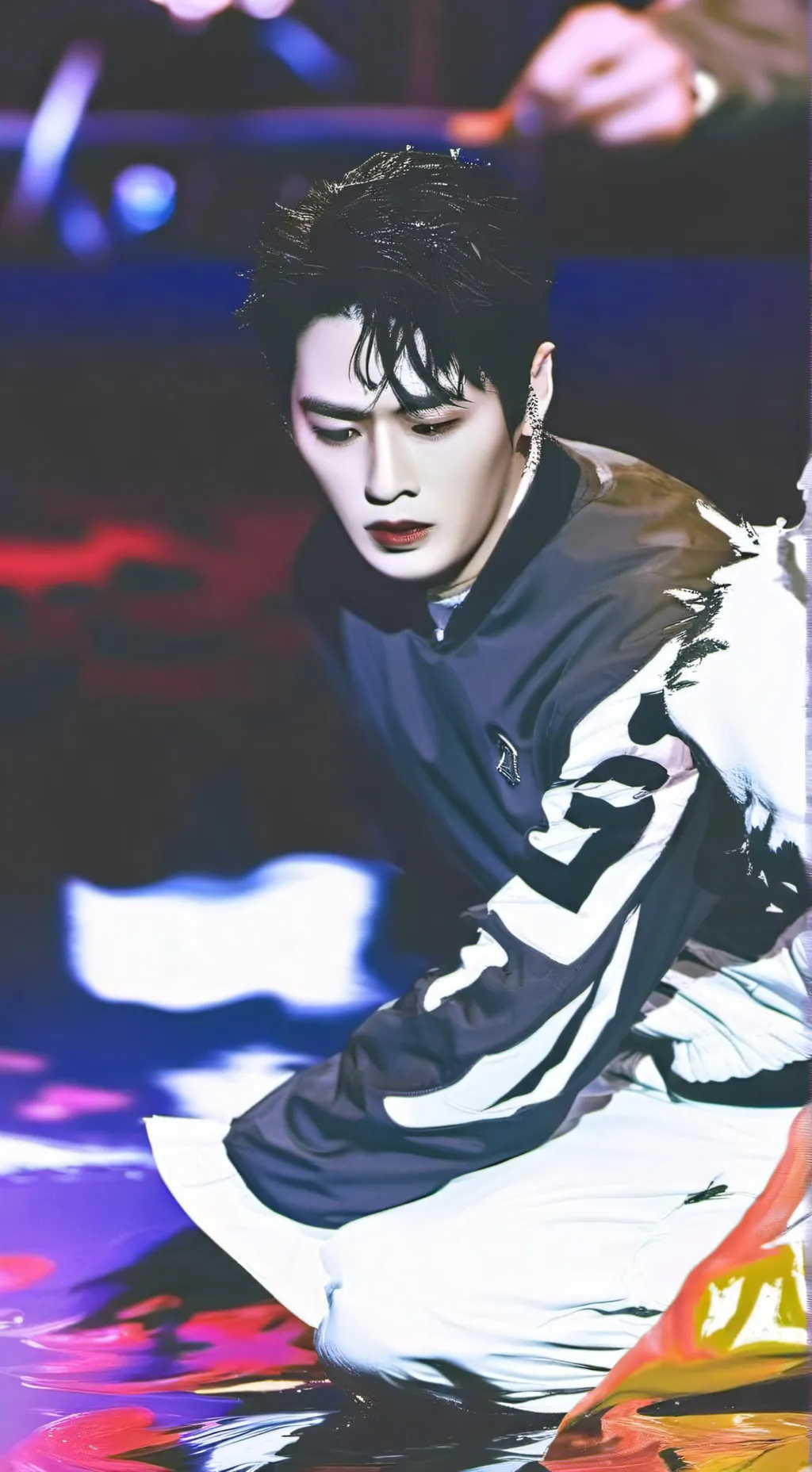 ai character: lee know  background