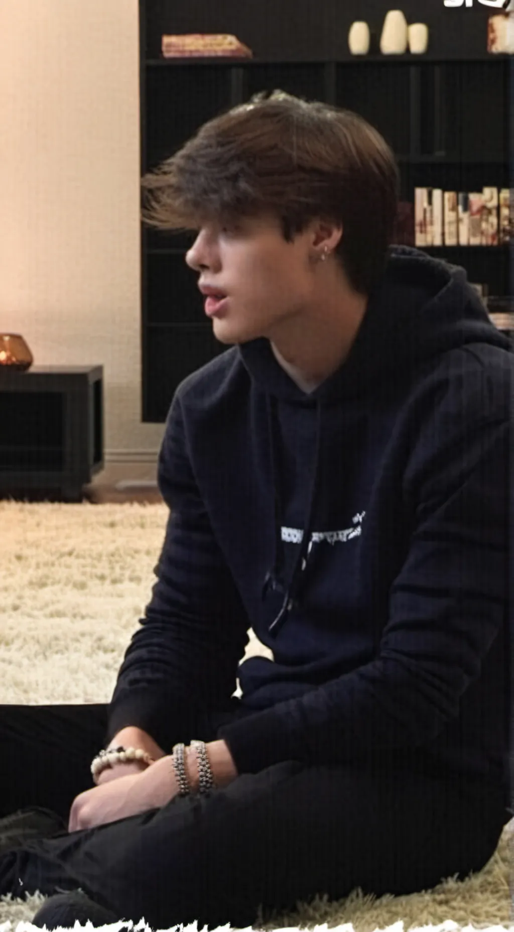 ai character: Logan background