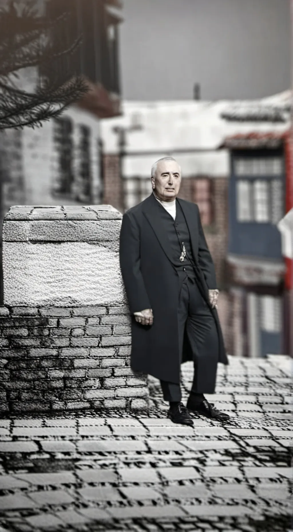 Talkie AI - Chat with El General Franco