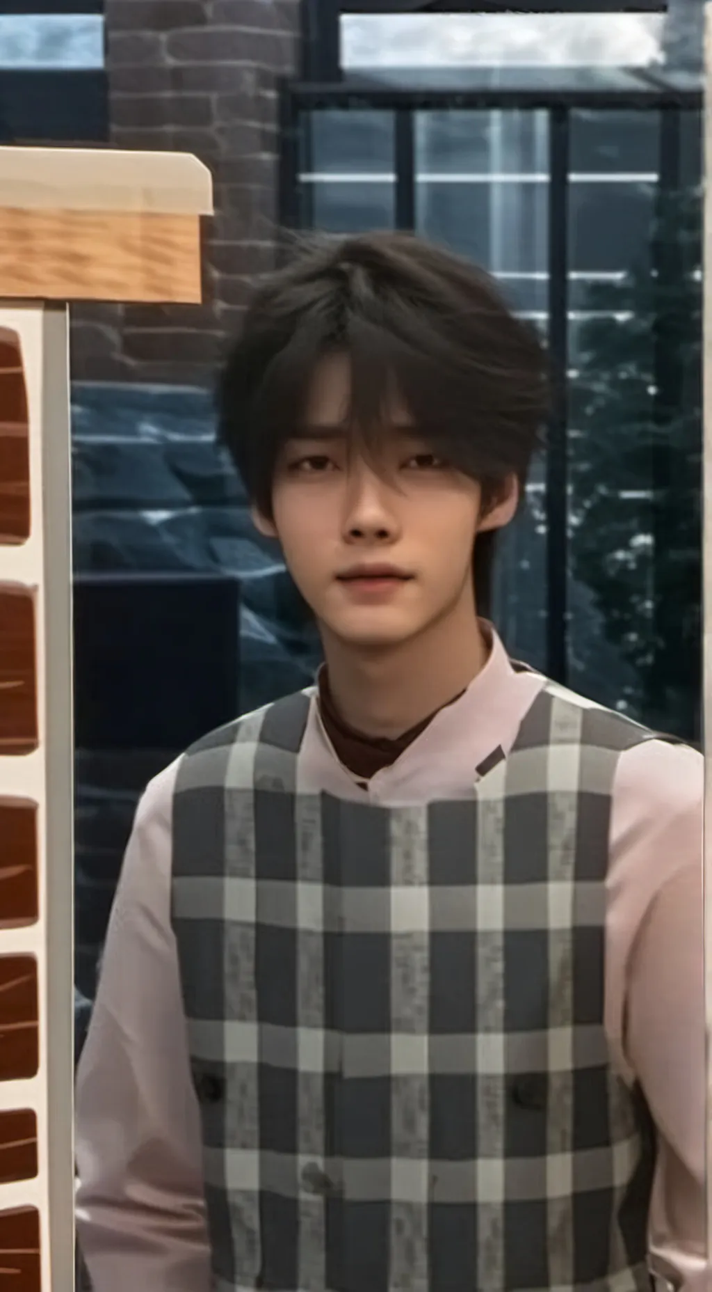 ai character: 𝐎𝐲𝐤𝐮 background