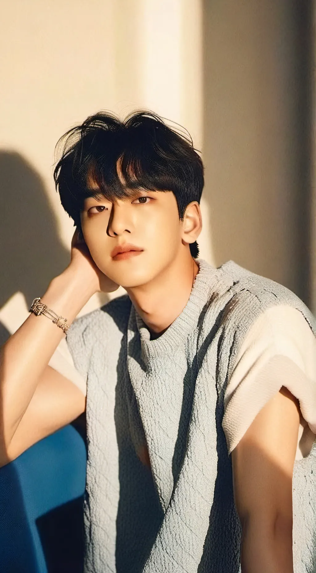 ai character: Ah Hyo-seop background