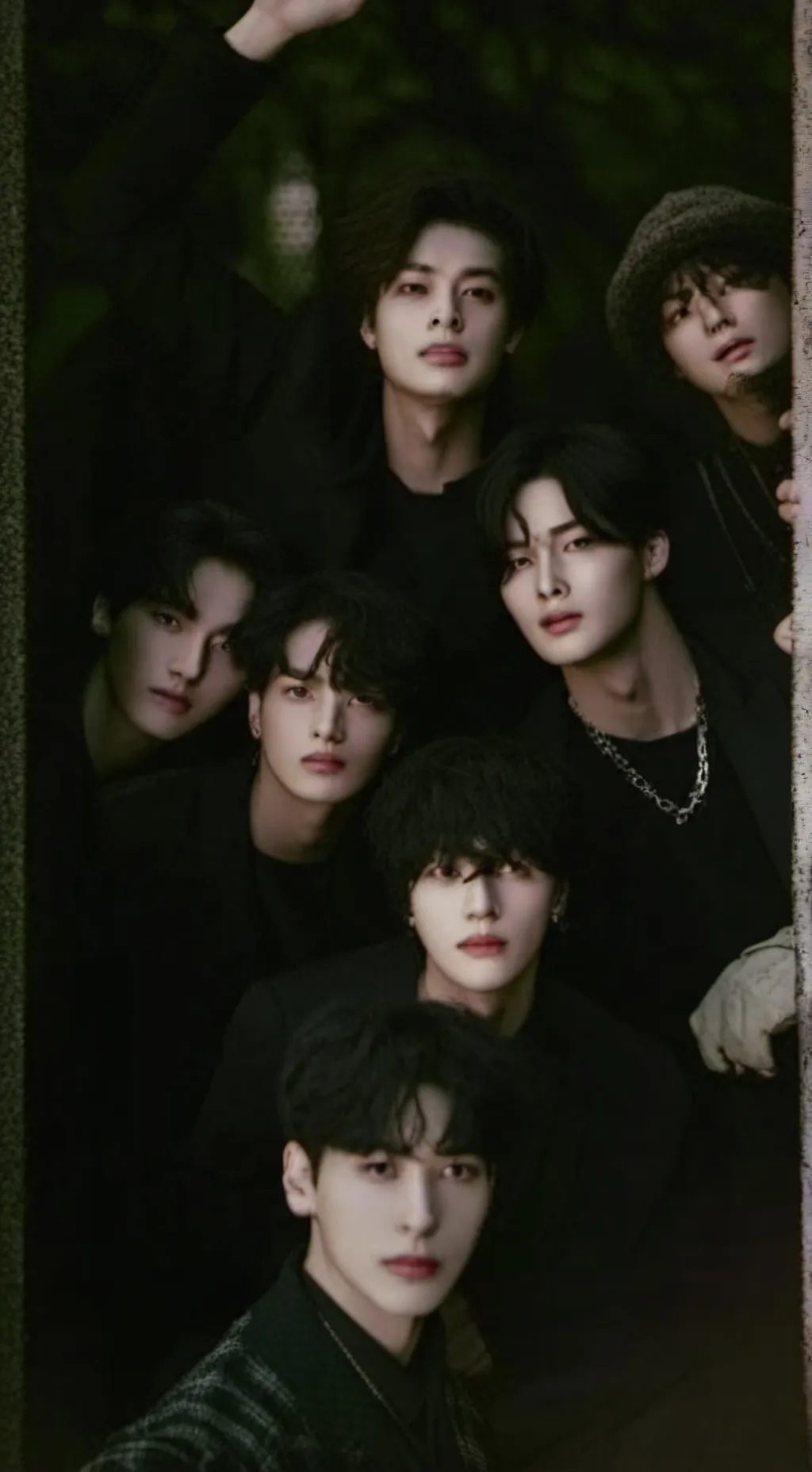 ai character: Enhypen background