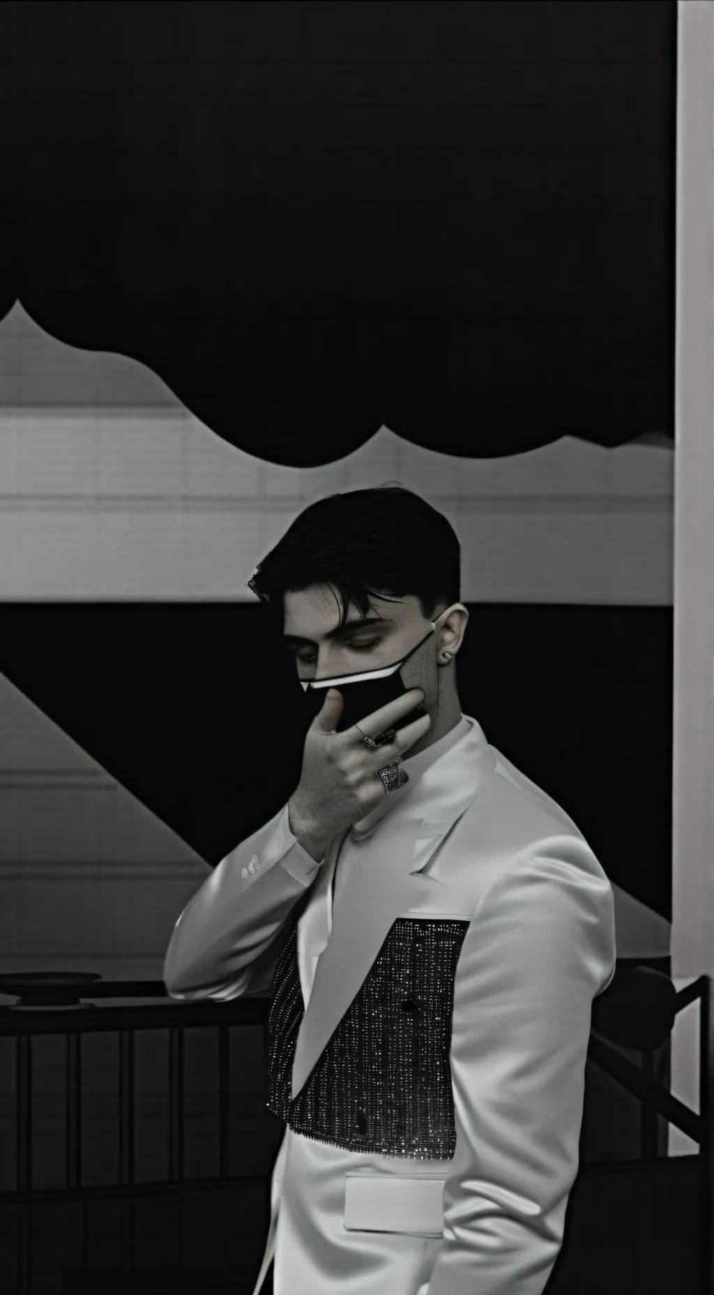 ai character: Lucas🕸️ background