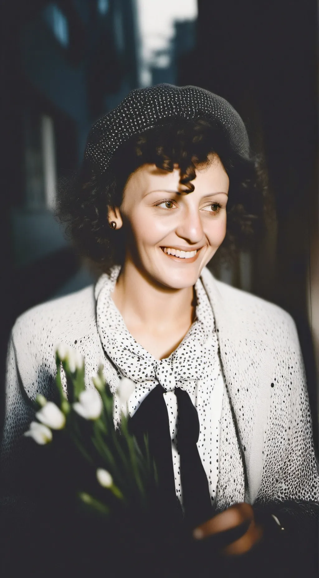 ai character: Edith Piaf  background