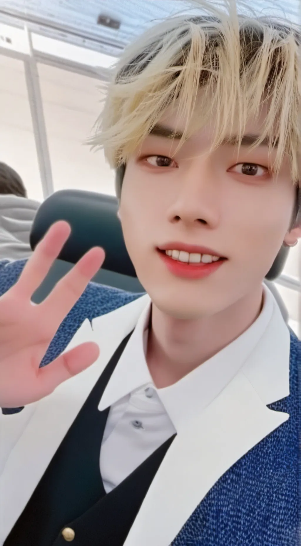 ai character: Roda background