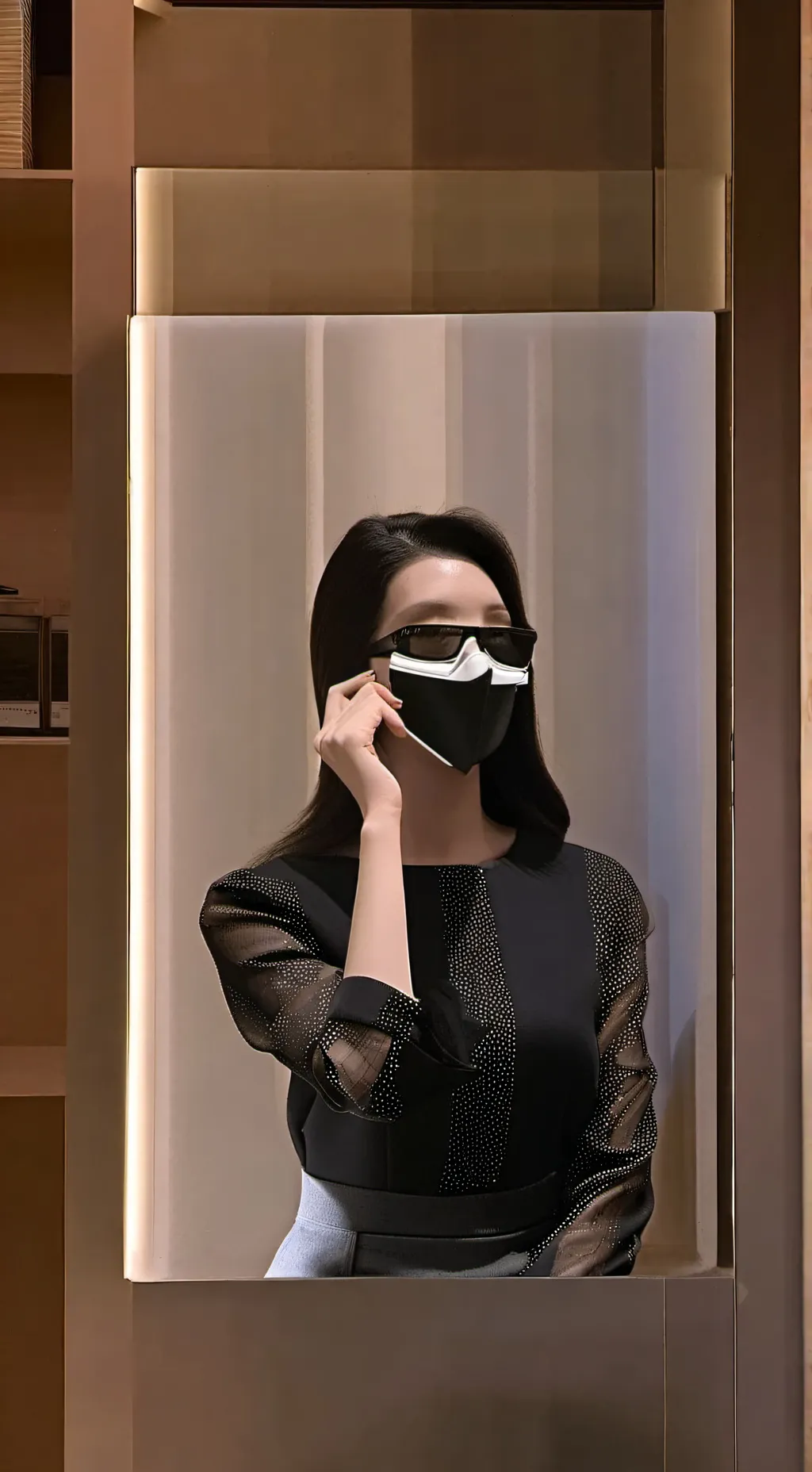 ai character: detective  girl  background