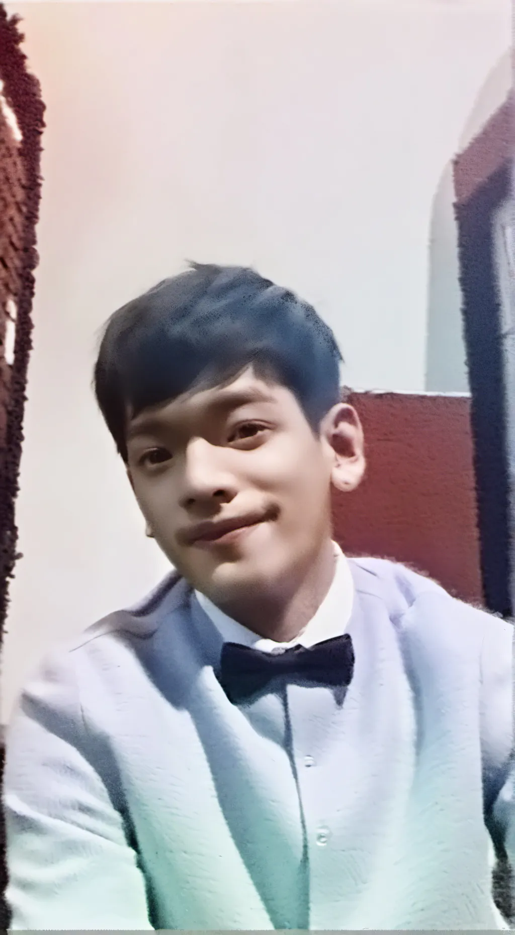 ai character: milo background