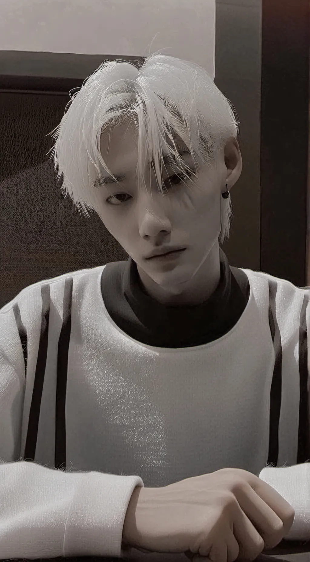 ai character: минджун background