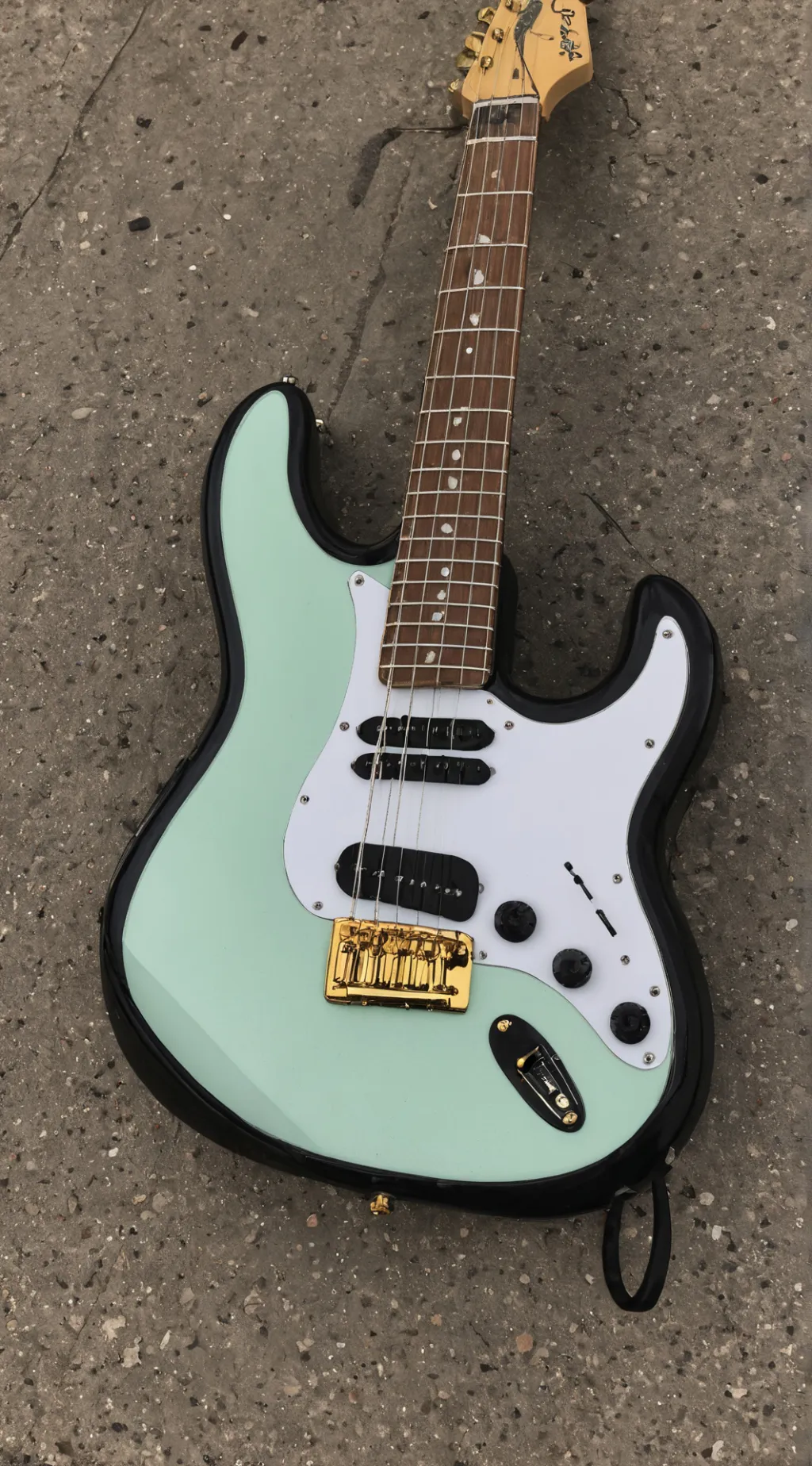 ai character: rockstar boyfriend background