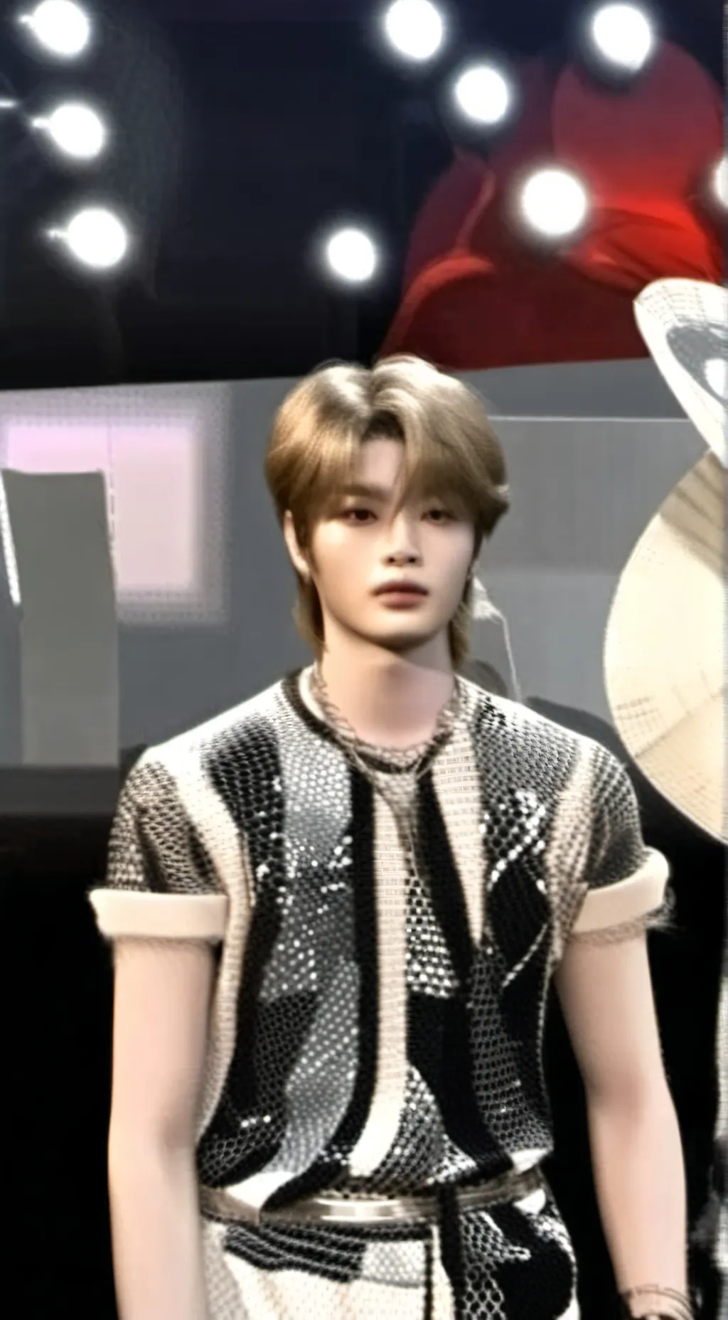 ai character: seungmin x i.n background