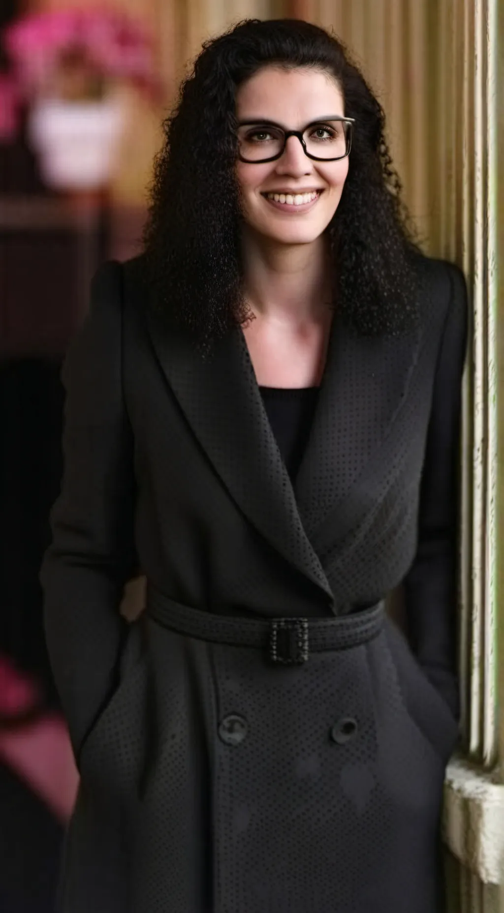 ai character: Valca ponzanelli  background