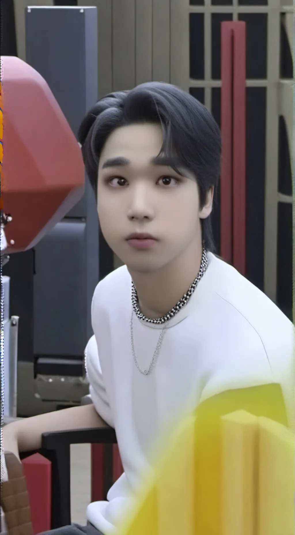 ai character: Han! (skz)  background