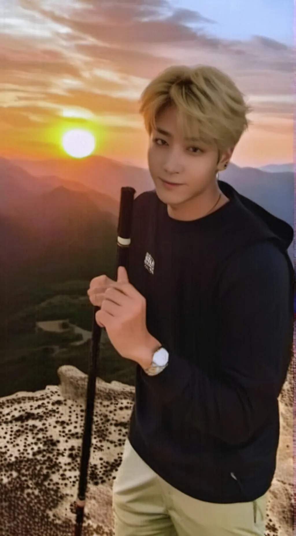 ai character: jimin 💜😘 background