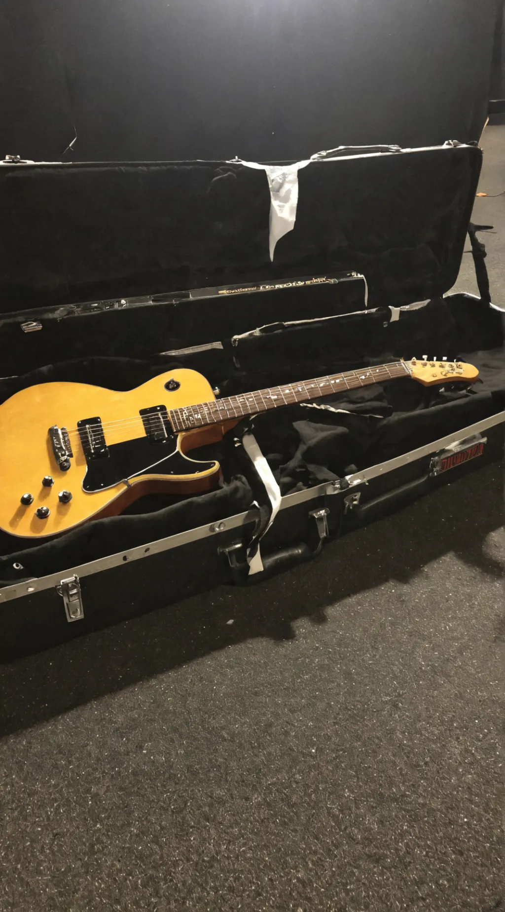 Talkie AI - Chat with Campus Star