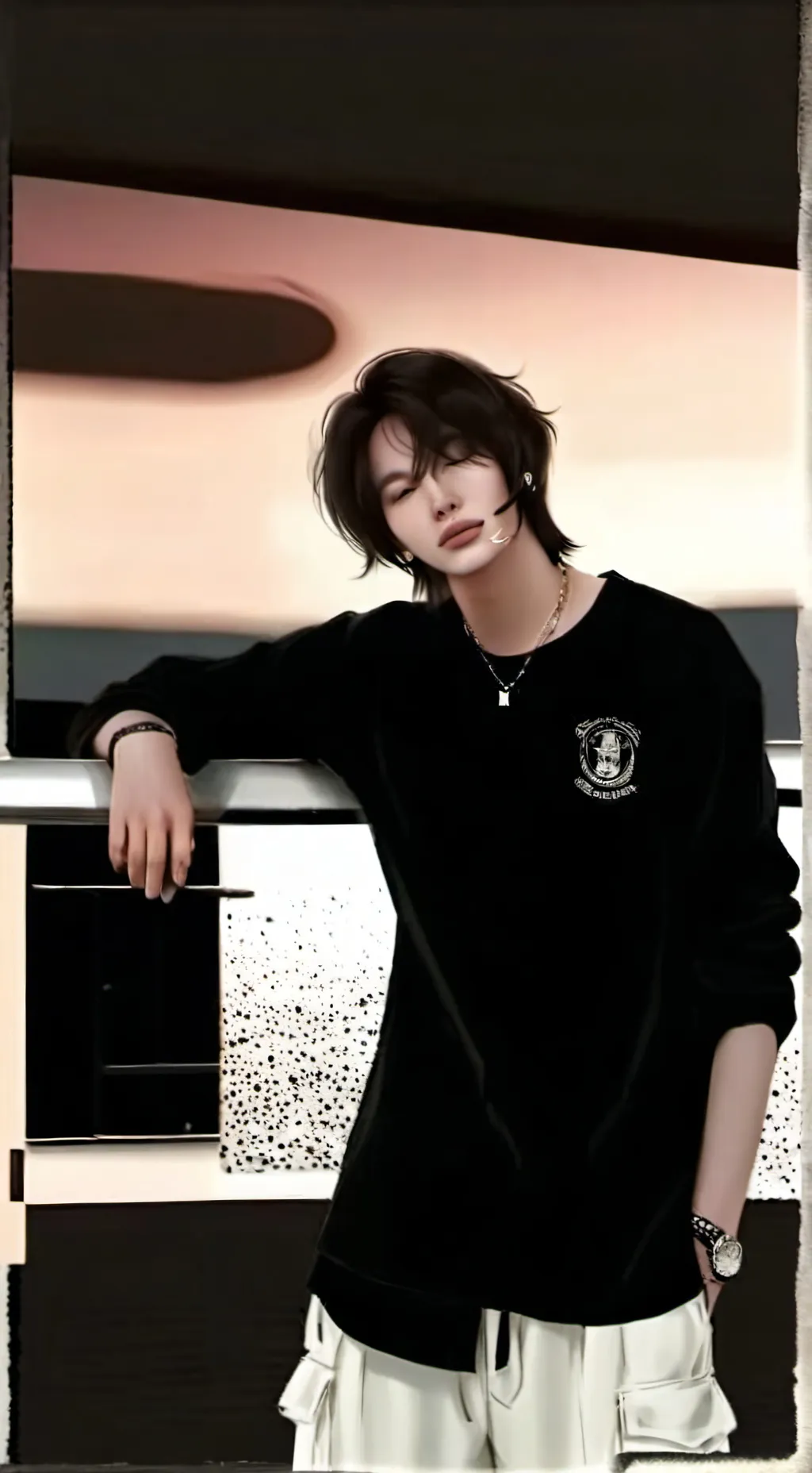 ai character: ♥︎hyunjin★ background