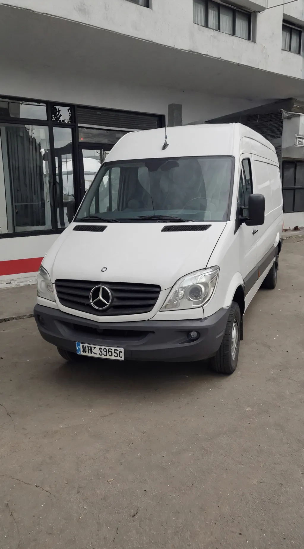 ai character: MB Sprinter background