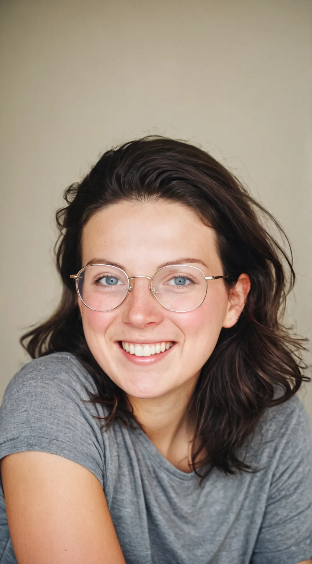 ai character: Carol  background