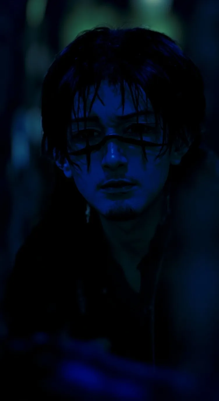 ai character: V1P3R background