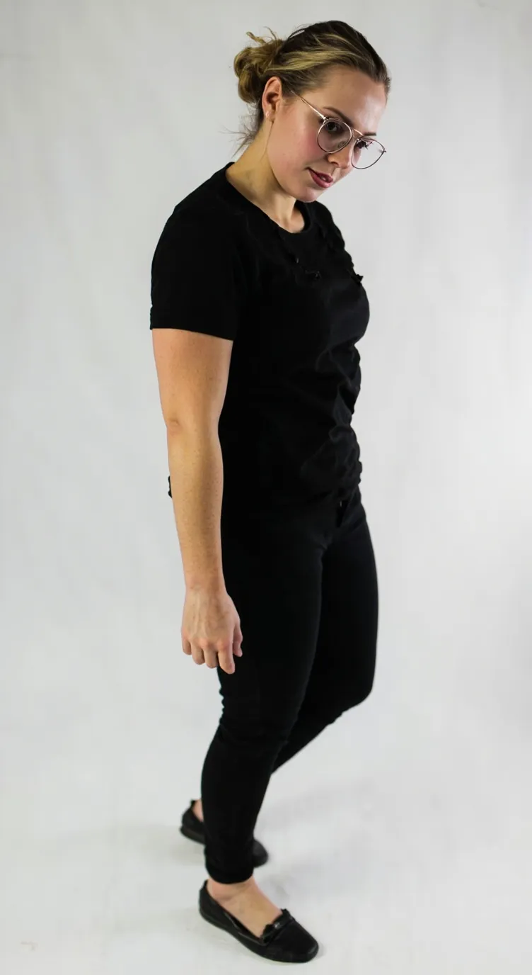 ai character: Donna Stebbings background