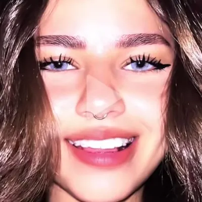 creator Emi Emily's avatar