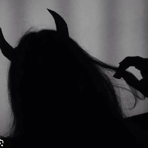 creator ~Sofia🥱~'s avatar