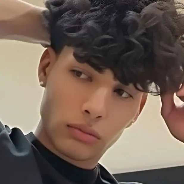 chat with ai character: Caleb Leon Luis