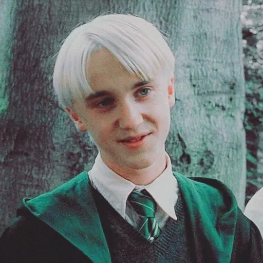 creator ~🍏Draco☆Malfoy🍏~'s avatar