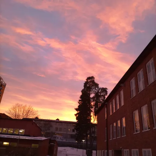 creator Nyx'_Here!! <3's avatar