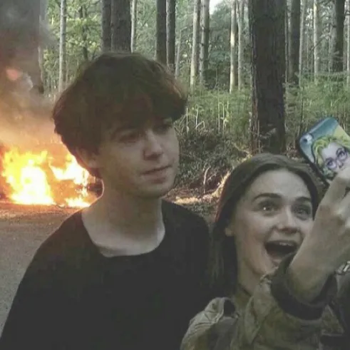 creator •{C•A•M•I}•'s avatar