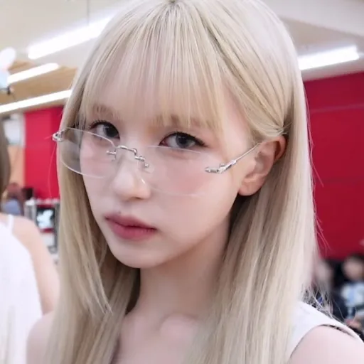 creator MIN.NICHA's avatar