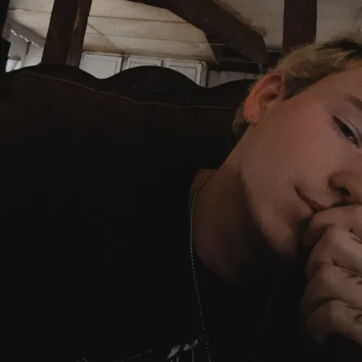 creator Bwantroba's avatar