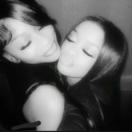 creator naomiii🎀✌🏾's avatar