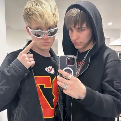 creator ☆michaelafton☆'s avatar