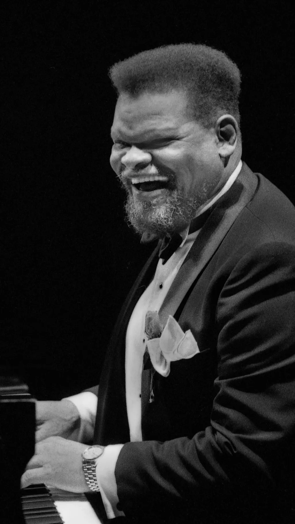 ai character: Walter Davis Jr. background