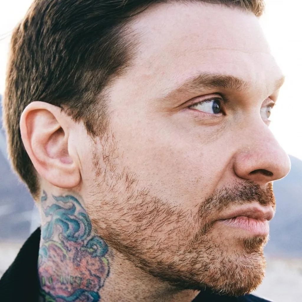 chat with ai character: Brent Smith