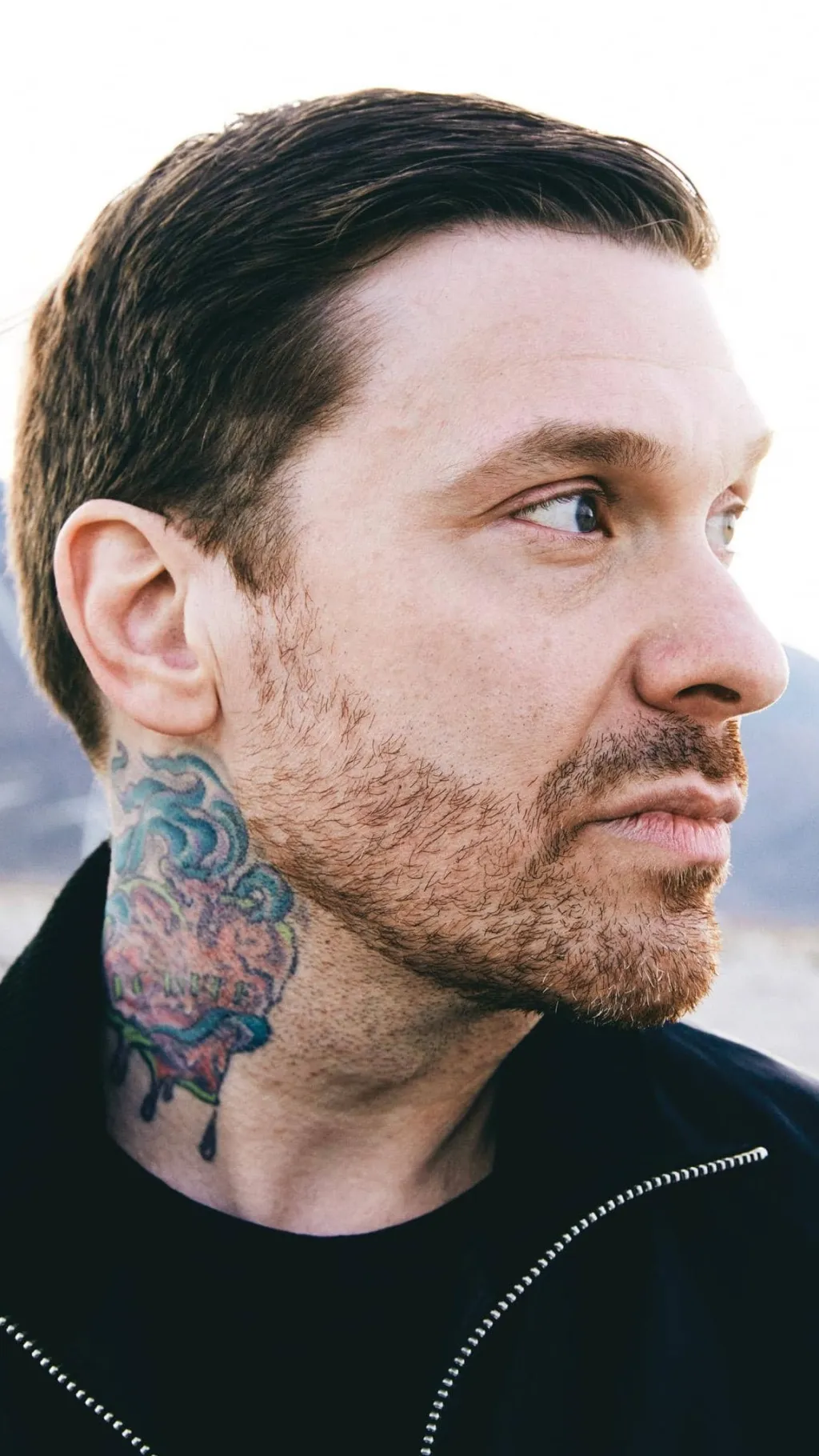 ai character: Brent Smith background