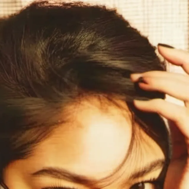 chat with ai character: Luna