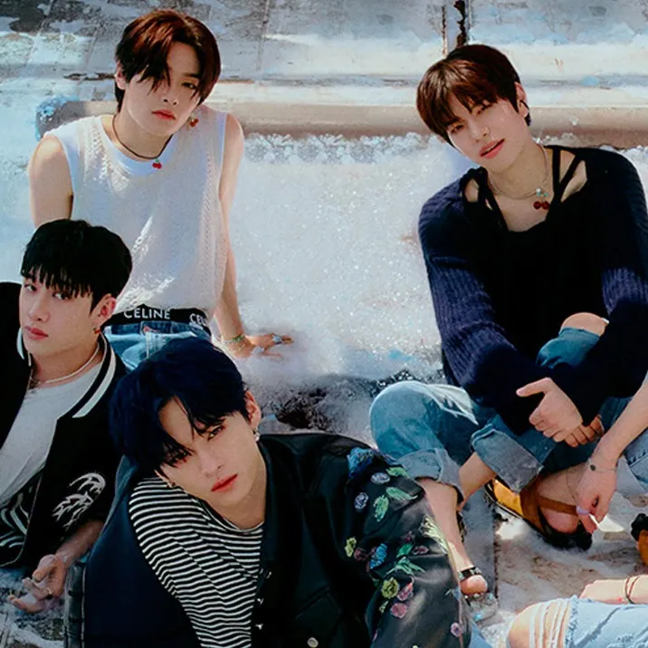 chat with ai character: Straykids